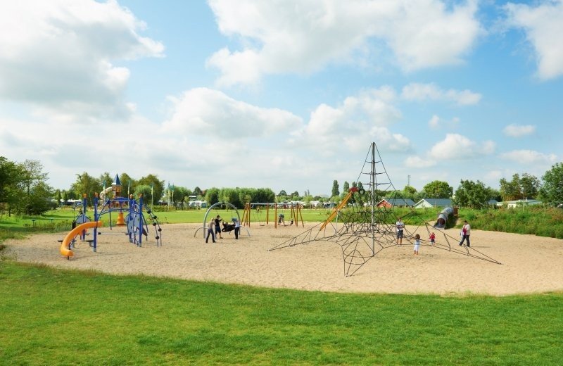 Kustpark nieuwpoort sportveld en buiten spelen